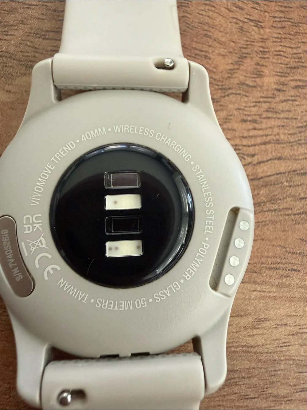 garmin hybrid smartwatch Cream Gold Stainless Steel Bezel with French Gray band